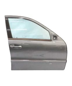 درب جلو راست سمت شاگرد بنز E250 اتاق W211