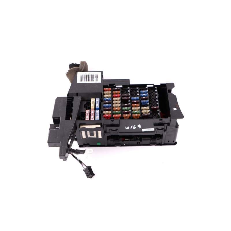 جعبه فیوز داخل کابین بنز A200 اتاق W169