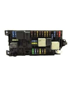 جعبه فیوز داخل کابین بنز e300 اتاق w211