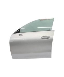درب جلو چپ سمت راننده بنز cla45 اتاق c117