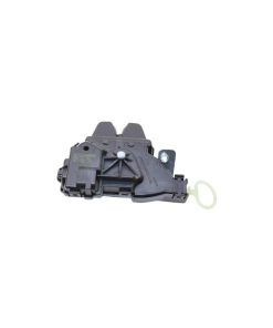 قفل درب صندوق بنز CLA45 اتاق C117